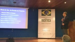 Mesa-redonda debate desigualdade em temas emergentes da Bioética