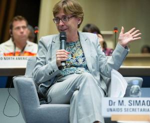 Brasileiros esto minimizando risco, afirma diretora da Organizao Mundial da Sade