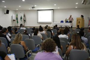 Sade discute fluxo de atendimento para eventuais casos de microcefalia