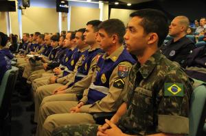 CRM-PR recebe formandos do curso de socorristas dos bombeiros
