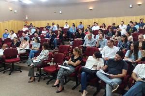 Palestra sobre Planto Mdico rene mdicos e estudantes de Medicina em Maring