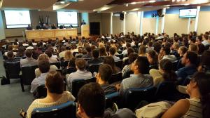 Entrega de carteiras rene 240 novos mdicos na sede do CRM-PR, em Curitiba