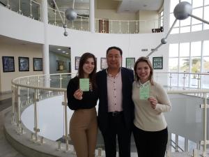 Formandos da 147 turma da Federal do Paran fazem seus registros no Conselho