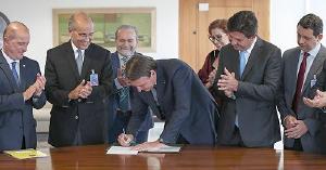 Para mdicos, Congresso deve manter em lei veto do Revalida a faculdades particulares