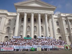 Cuba deixa Mais Mdicos por discordar de exigncias do governo eleito