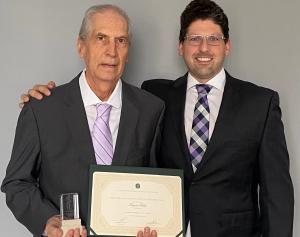 Pesar pelo falecimento do urologista Rogrio Ribas, tambm professor da Universidade Federal do PR