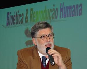CRM debate Biotica e Reproduo Humana