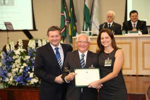 Pesar pelo falecimento do mdico Dr. Joo Adirson Ramos (CRM-PR 1.388)
