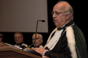 Assume novo presidente da Academia Paranaense de Medicina