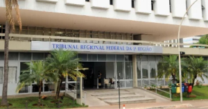 Deciso judicial confirma competncia do CFM em regular operadoras de planos de sade