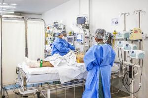 Sancionada Lei que possibilita videochamadas com pessoas internadas e impedidas de receber visitas