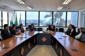 Conselhos de Medicina e Enfermagem debatem pautas comuns s profisses