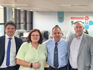 CRM-PR participa de reunio com secretria e coordenadores da Secretaria da Sade de Curitiba