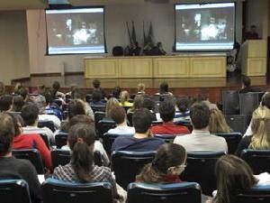 Julgamento simulado encerra II Curso de tica Mdica