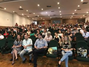 Capacitao para manejo clnico da dengue no Paran envolve mais de 1,2 mil profissionais