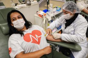 Com estoque 40% abaixo do ideal, Hemepar faz apelo  populao para doar sangue