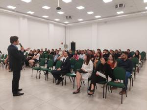 Conselheiros fazem recepo aos novos mdicos formados pela Universidade de Ponta Grossa