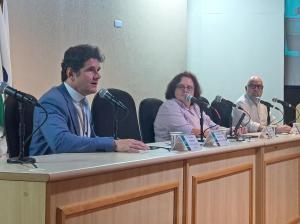 CRM-PR e Secretaria da Sade de Curitiba debatem Manejo Clnico da Dengue