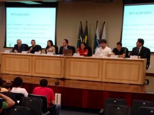 Julgamento Simulado rene estudantes da Fepar no CRM-PR