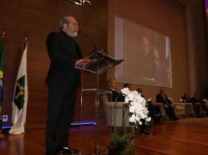 Gineco-obstetra Jos Hiran da Silva Gallo assume presidncia do CFM para mandato de 30 meses