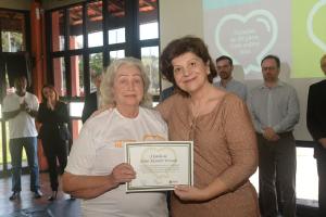 Mais de 100 famlias recebem homenagem no Dia da Doao de rgos