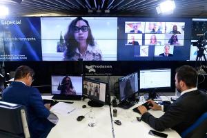 Participantes de sesso especial no Senado defendem estmulo  homeopatia e fim do preconceito