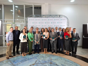 CRM-PR presta homenagem a corpos clnicos de hospitais de Curitiba