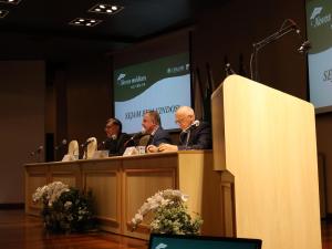 CRM-PR entrega carteiras a 76 novos mdicos em reunio tica em Curitiba