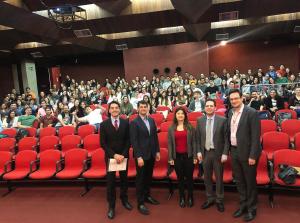 Estudantes de Medicina da PUCPR participam de sesso de julgamento simulado