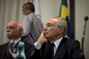 Vice-presidente apoia proposta de carreira mdica no SUS