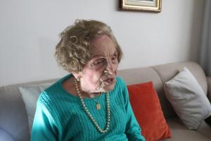 Pesar: Dra. Elvira Wolowska Kenski, a primeira mulher a se formar em Odontologia no PR