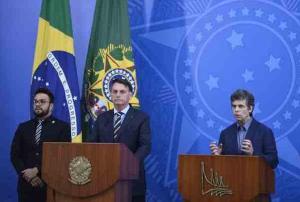 Mandetta deixa Ministrio da Sade e  sucedido pelo oncologista Nelson Teich
