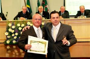 Pesar: mdico e professor Olival Ronald Leito, fundador e ex-presidente da Sociedade de Endoscopia