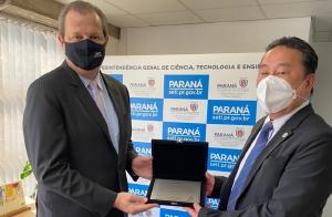 Governo do Estado confere homenagem a profissionais do aplicativo Sade Online Paran