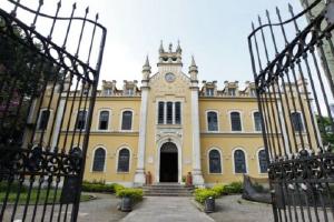 Associao Paranaense de Cultura deixa gesto da Irmandade da Santa Casa