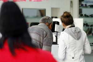 Ao policial em Curitiba contra fraude em emisso de receitas oftalmolgicas