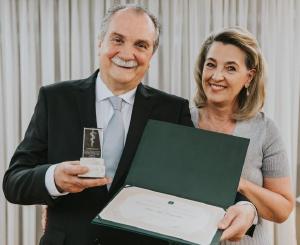Cinco profissionais de Cascavel homenageados pelos 50 anos de histrico exemplar