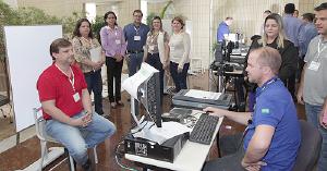 Funcionrios dos Conselhos Regionais participam de treinamento sobre CRM Digital
