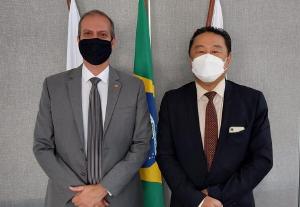CRM-PR recebe visita do vereador curitibano Professor Euler e debate temas relevantes aos mdicos