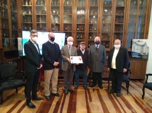 Santa Casa de Curitiba lana livro comemorativo aos 140 anos em parceria com a AMP