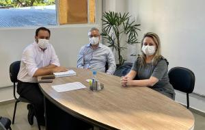Representantes do CRM-PR em Maring se renem com secretrio de sade
