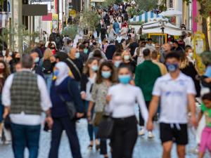 Secretaria de Sade de Curitiba faz alerta para circulao combinada de Covid-19 e Influenza A