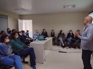 CRM-PR realiza palestra ao corpo clínico do Hospital e Maternidade de São José dos Pinhais