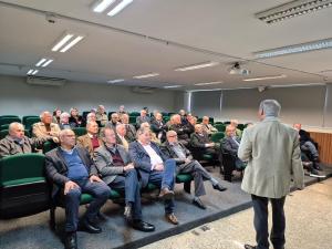 'Histria da Tuberculose' foi o tema da palestra do 180 Picadinho Cultural