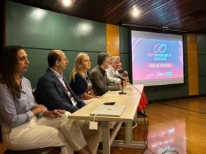 CRM-PR participa de discussões sobre terapias renais em evento na PUC-PR