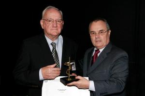 Pesar: pediatra Eginhard Carl Zimmermann, que tinha 92 anos de idade e 66 de formao mdica